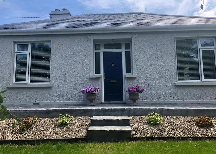 Villa Willow Country